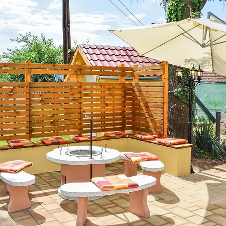 Appartamento Nice In W/ 2 Bedrooms *